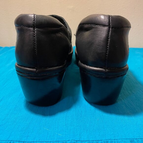 Ariat Tambour Womens Black Leather Slip-On Clogs with Laser Cut Detail Size 7 US - Picture 9 of 11